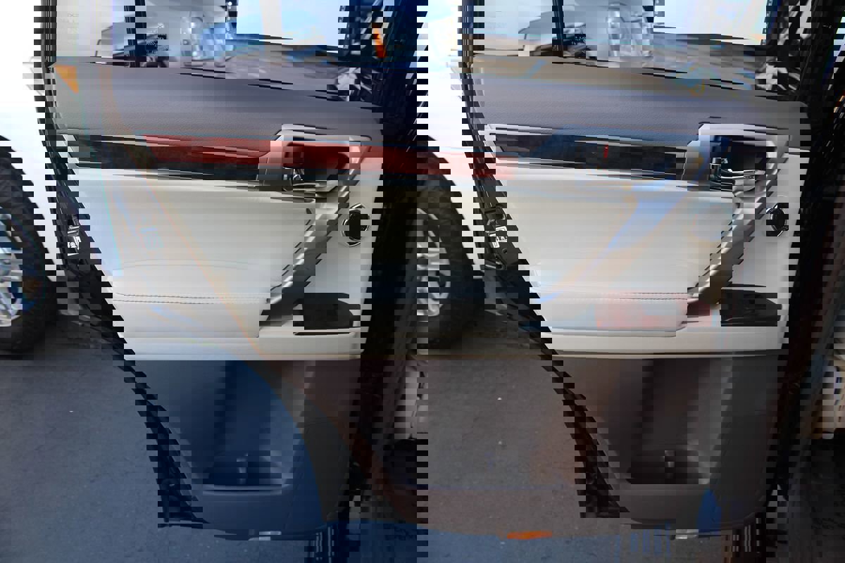 Used 2013 Lexus GX 460 Premium image 24