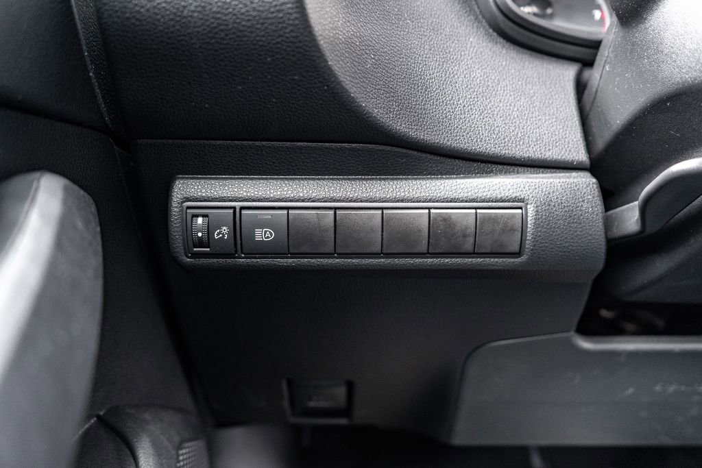 Used 2024 Toyota Corolla LE image 20