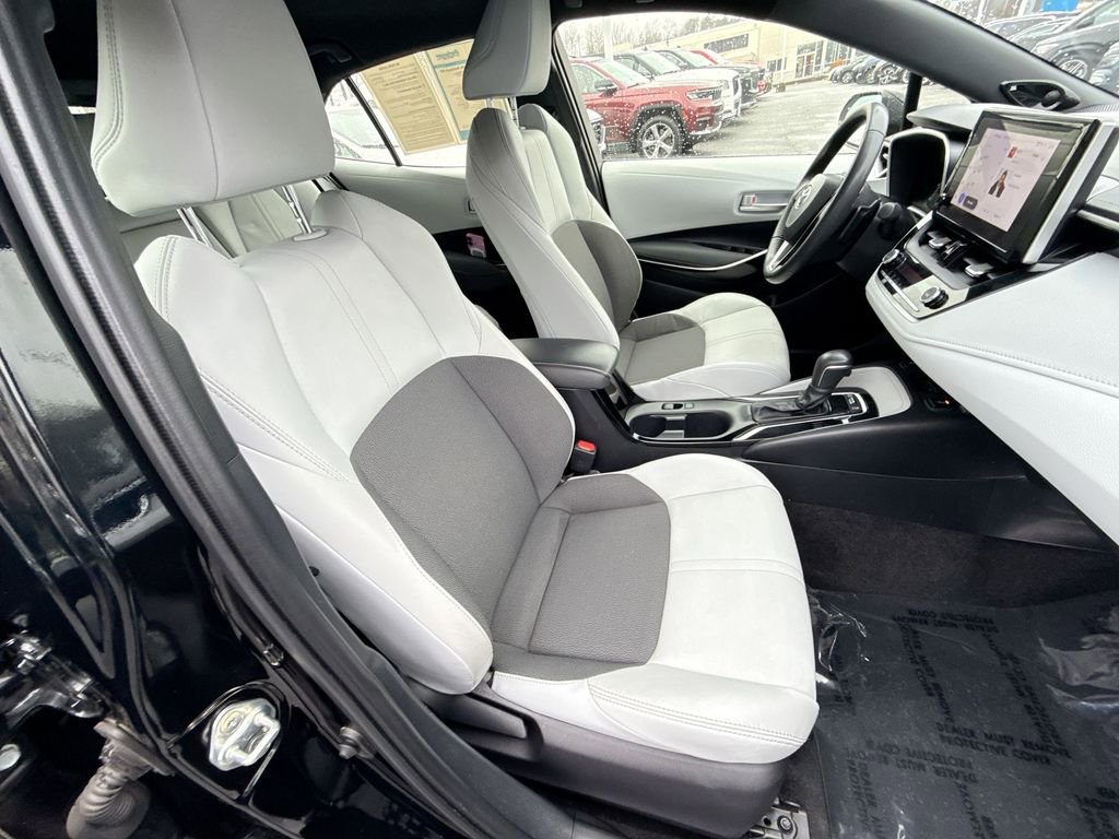 Used 2023 Toyota Corolla XSE image 24