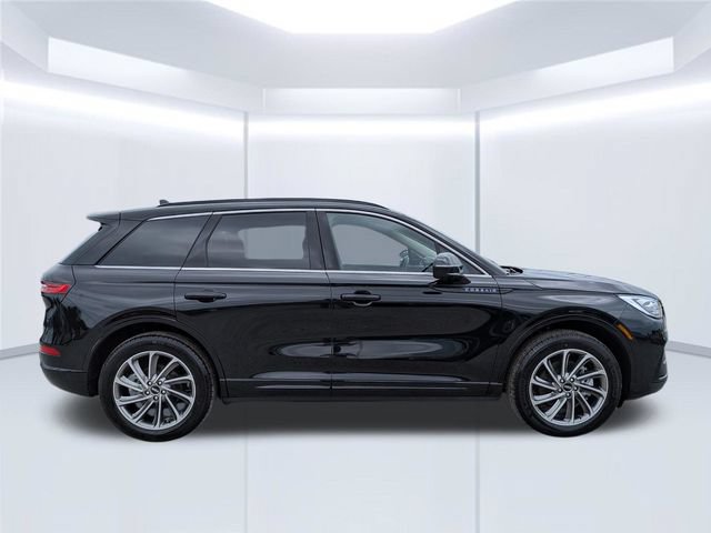 Used 2025 Lincoln Corsair Grand Touring w/ Equipment Group 301A AWD/4WD image 7