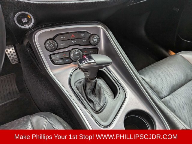 Certified 2019 Dodge Challenger SXT w/ Plus Package RWD image 17