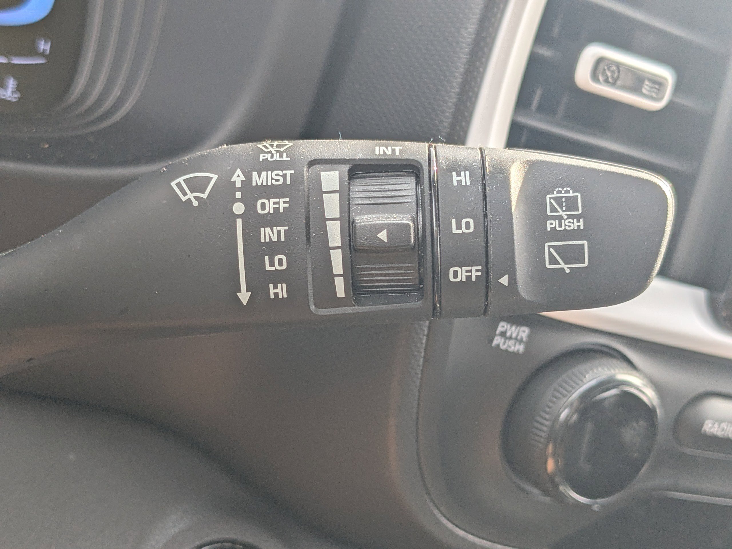 Certified 2024 Hyundai Venue Limited image 26