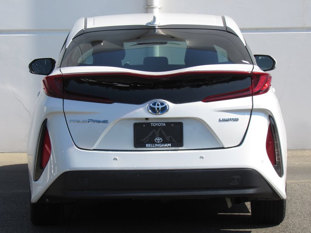 Used 2021 Toyota Prius Prime Limited FWD image 7