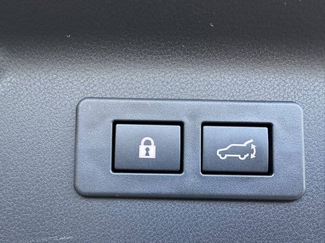 Used 2025 Subaru Forester Sport image 25