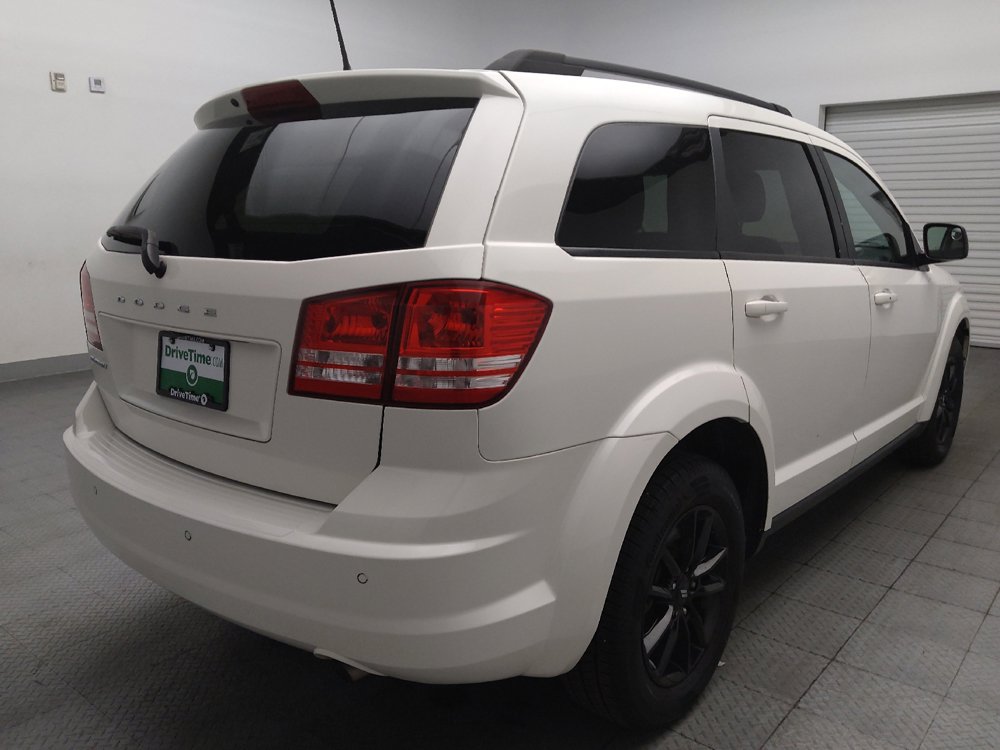 Used 2020 Dodge Journey SE w/ SE Popular Equipment Group FWD image 9