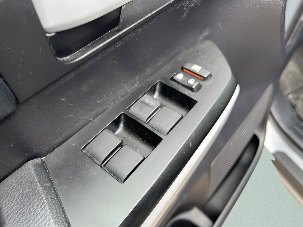 Used 2021 Toyota Tundra SR5 AWD/4WD image 12