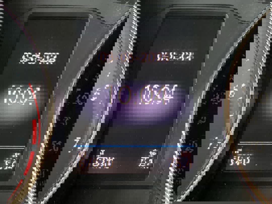 Used 2019 Volkswagen Tiguan S image 18