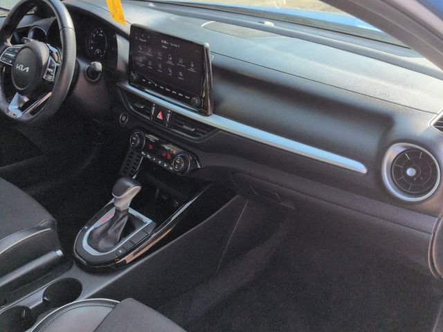 Used 2022 Kia Forte GT-Line image 30