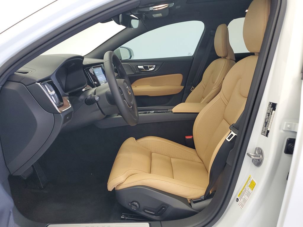 New 2025 Volvo V60 B5 Cross Country Ultra w/ Protection Package Premier image 18