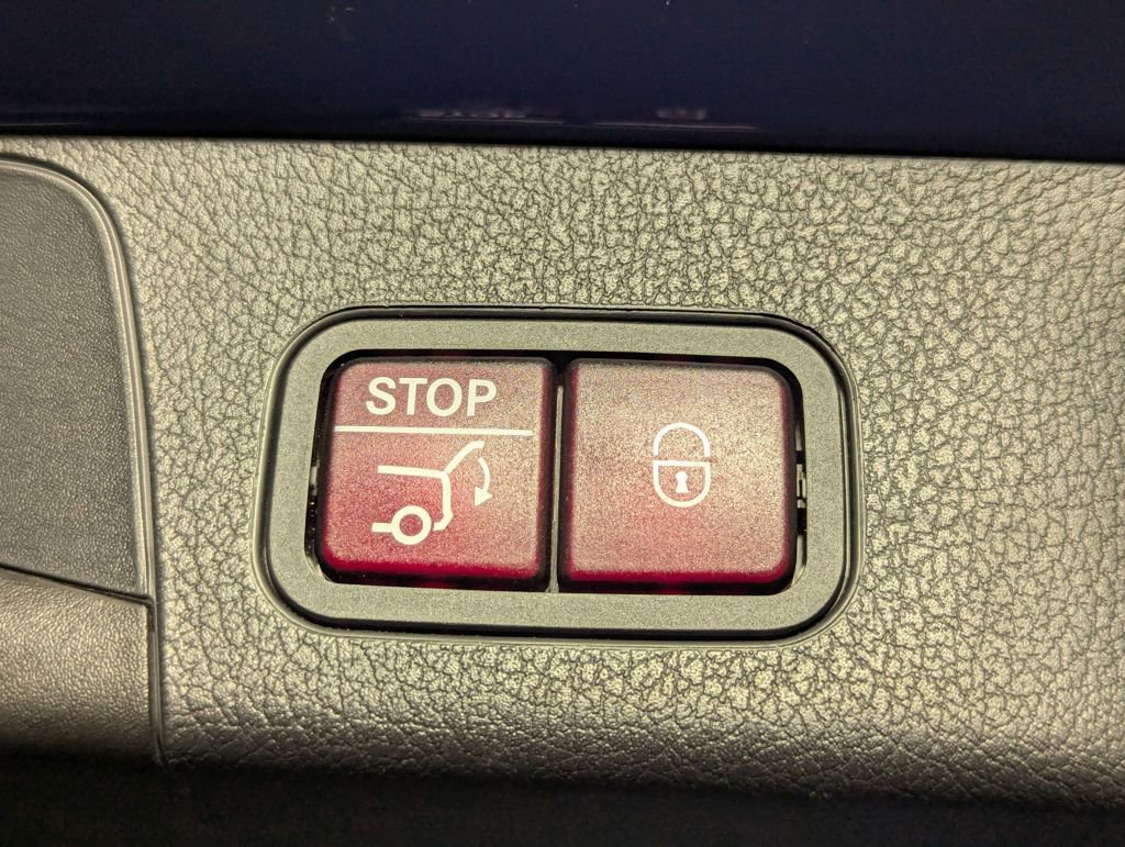 Used 2021 Mercedes-Benz GLB 250 image 53