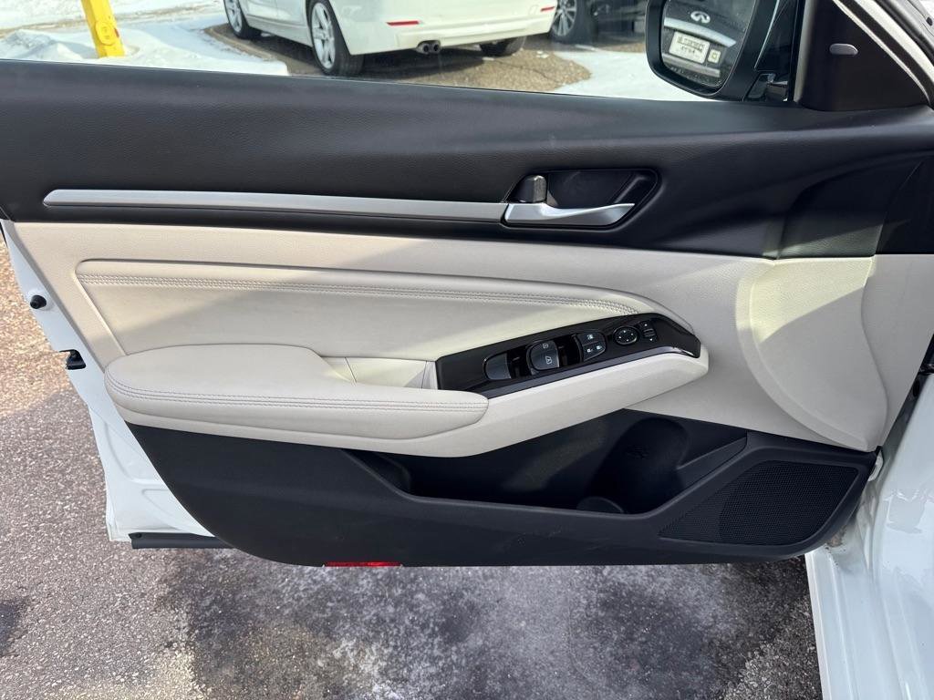 Used 2020 Nissan Altima 2.5 SL image 18