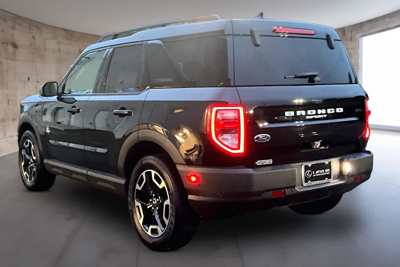 Used 2021 Ford Bronco Sport Outer Banks AWD/4WD image 4