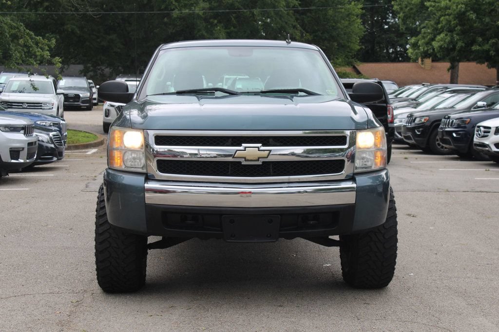 Used 2008 Chevrolet Silverado 1500 W/T w/ LS Package RWD image 2