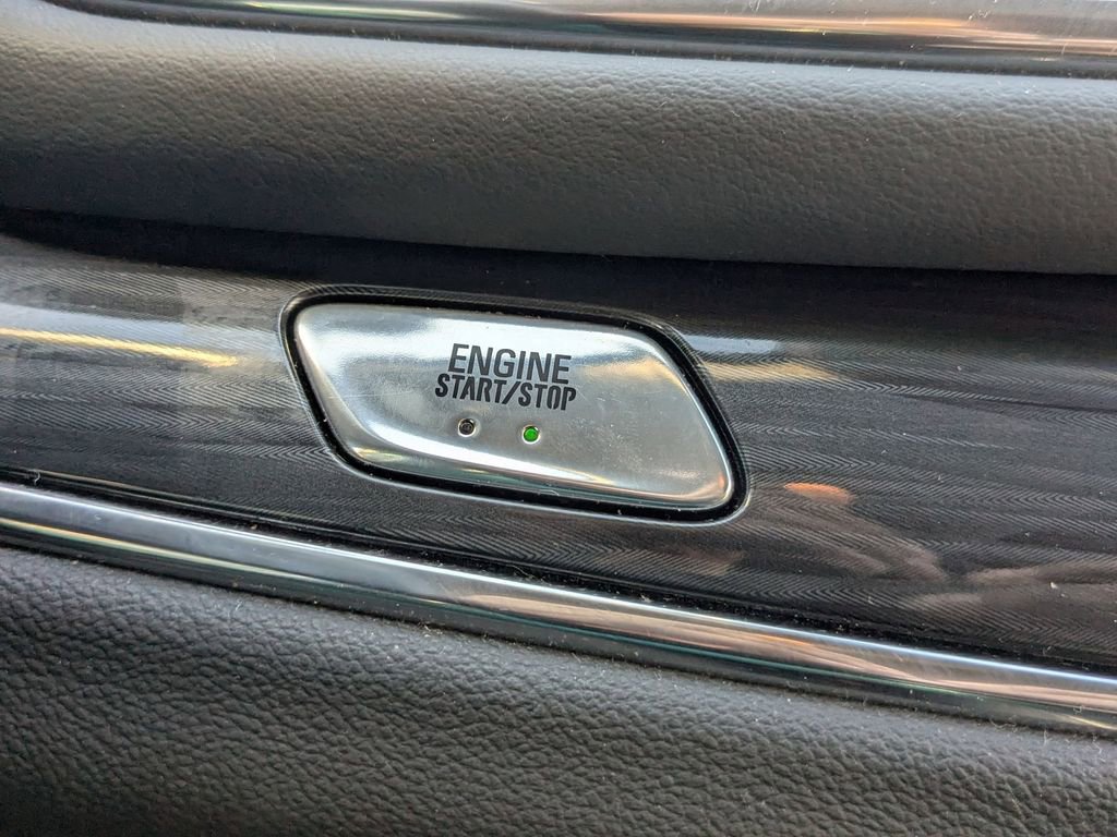 Used 2024 Buick Enclave Premium image 21