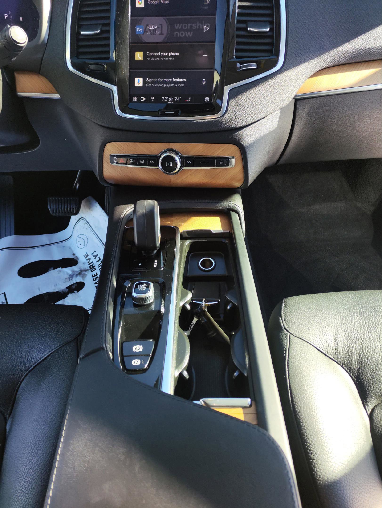 Used 2023 Volvo XC90 B5 Plus image 20