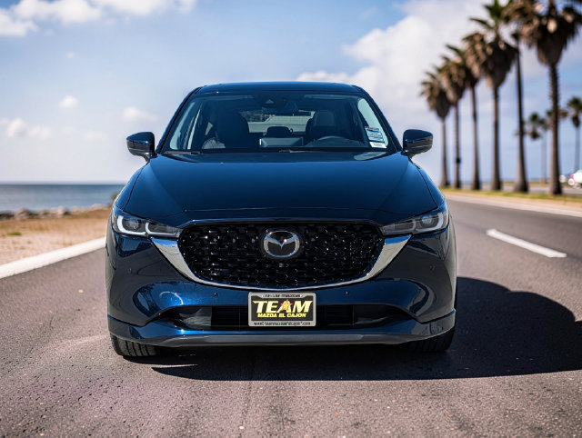 Certified 2025 MAZDA CX-5 AWD 2.5 S w/ Premium Plus Pkg image 4