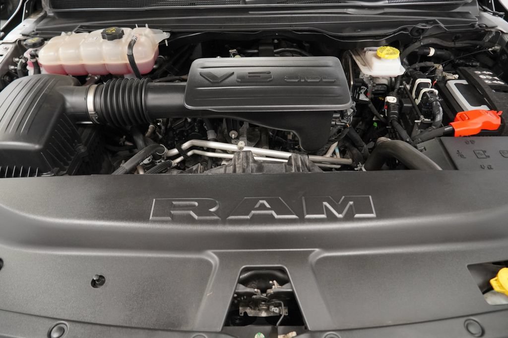 Used 2025 RAM 1500 Big Horn AWD/4WD image 43