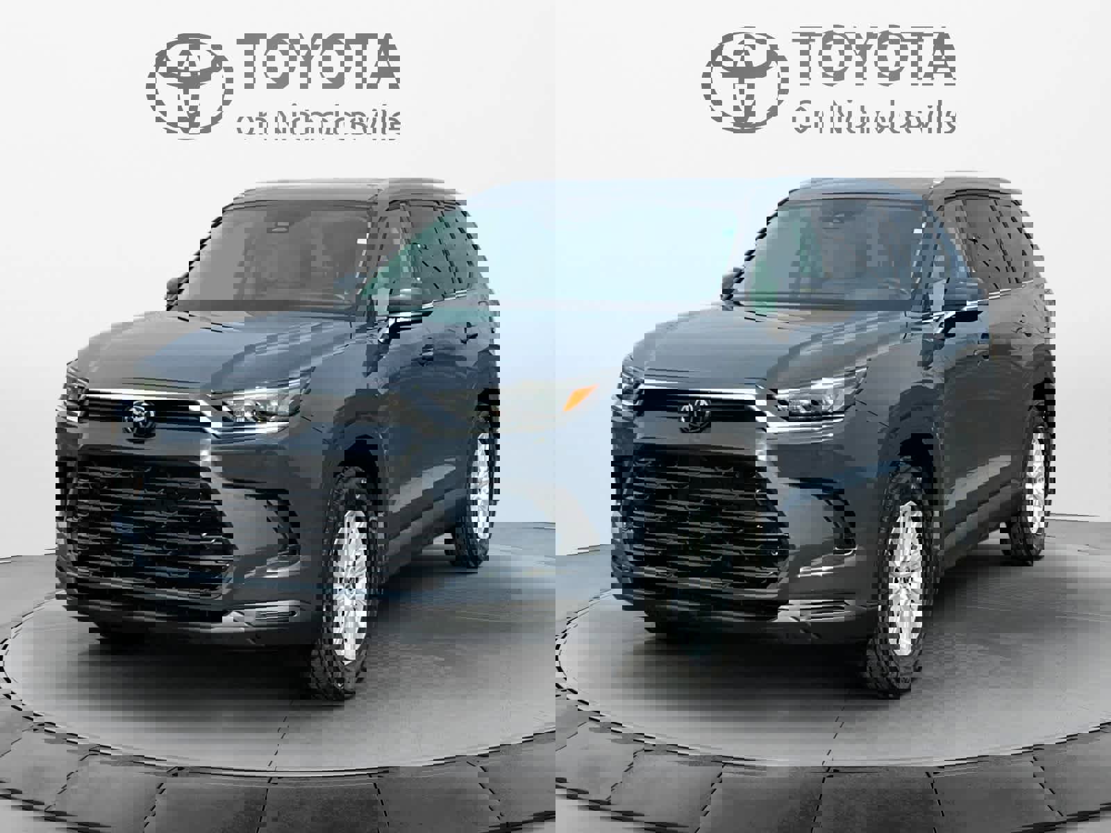 Used 2024 Toyota Grand Highlander XLE image 1