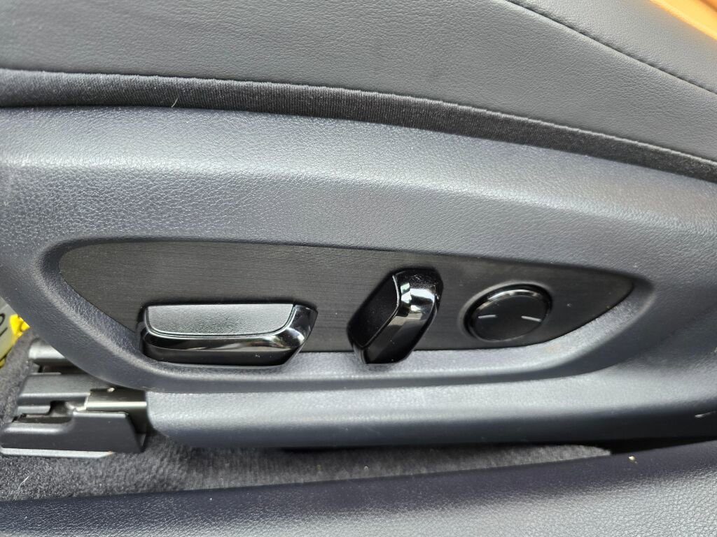 Used 2022 Lexus ES 250 w/ Premium Package image 19