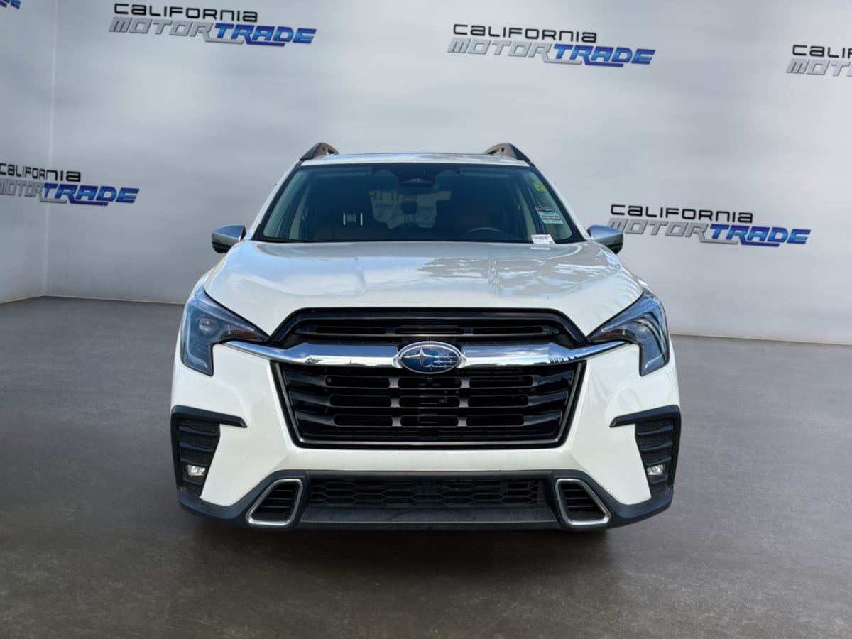 Used 2023 Subaru Ascent Touring AWD/4WD image 2