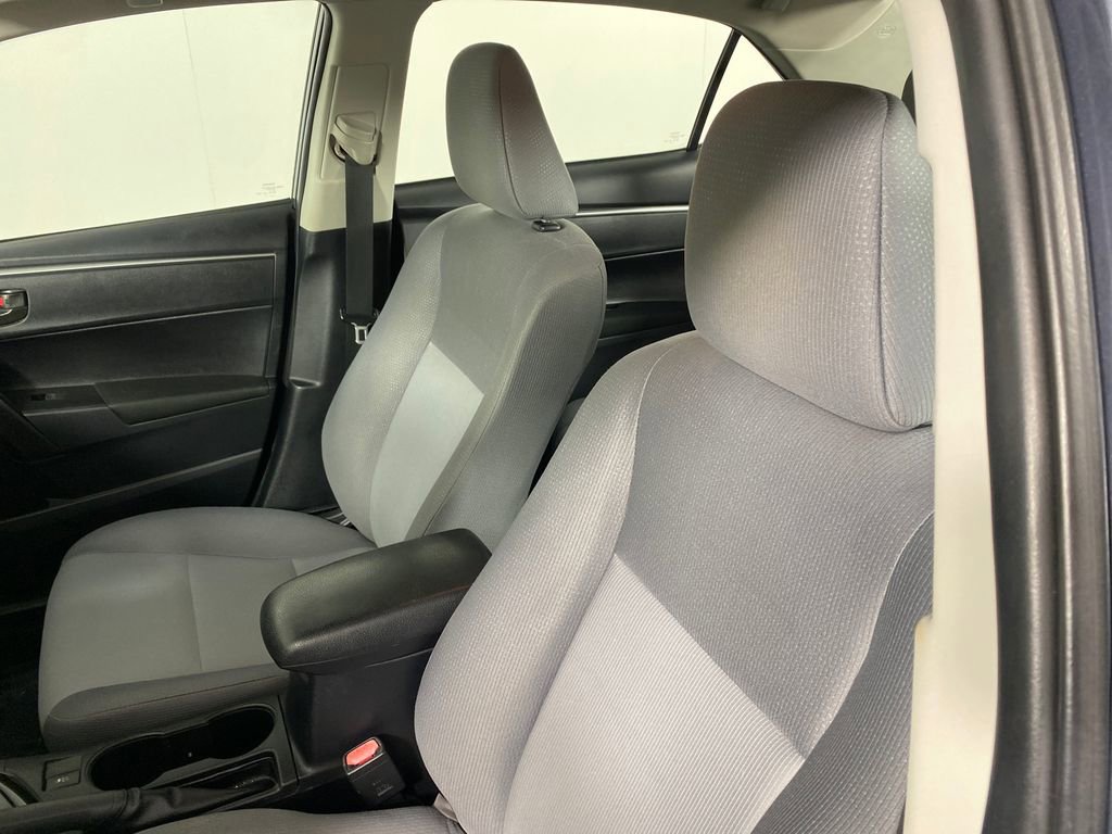 Used 2015 Toyota Corolla L image 8