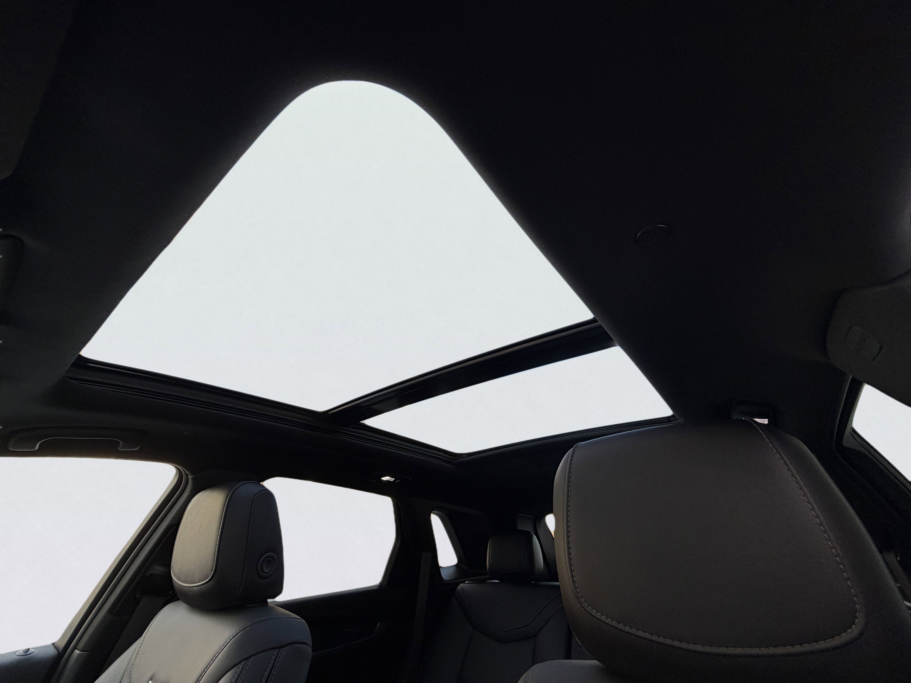 Used 2022 Cadillac XT5 Premium Luxury image 6