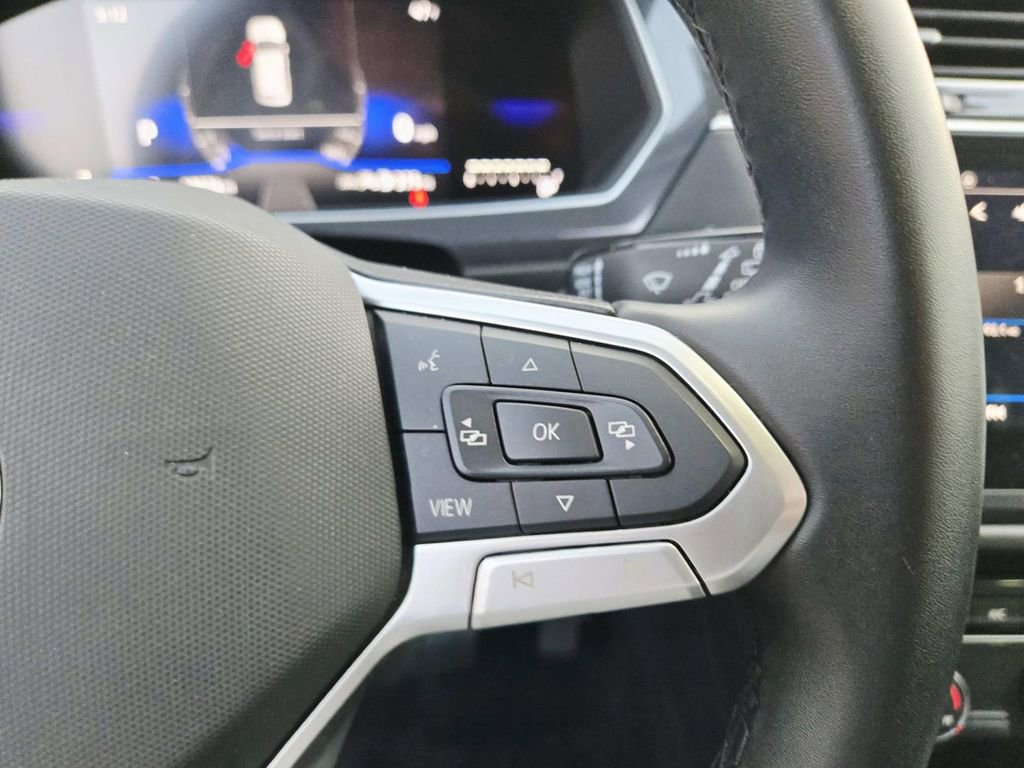 Used 2024 Volkswagen Tiguan Wolfsburg Edition image 23