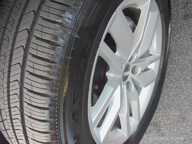 Used 2020 Audi Q5 2.0T Premium w/ Convenience Package AWD/4WD image 8