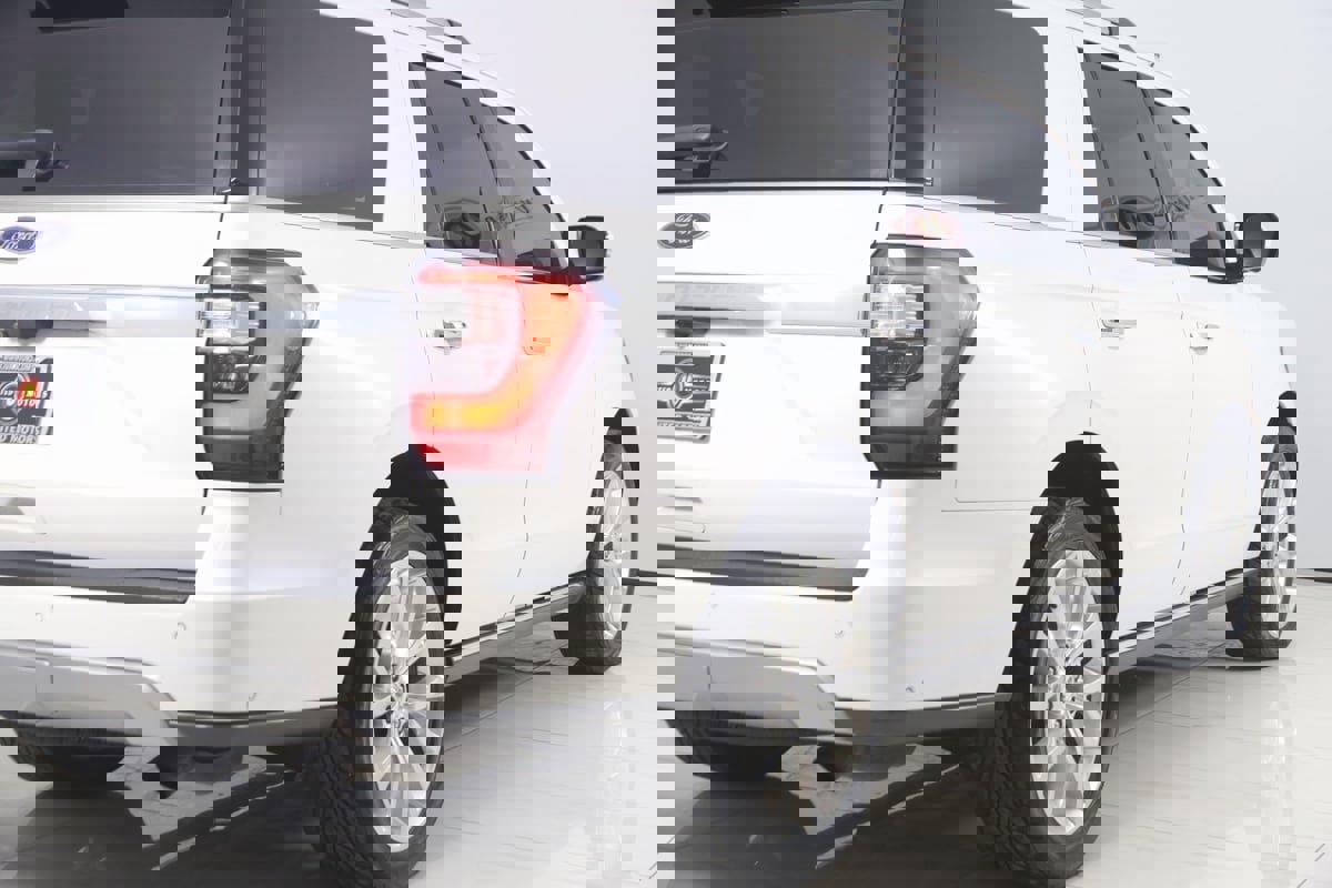 Used 2018 Ford Expedition Limited w/ Equipment Group 302A image 45