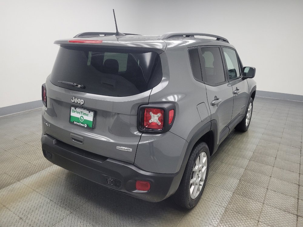 Used 2022 Jeep Renegade Latitude image 9