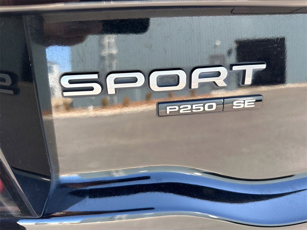 Used 2020 Land Rover Discovery Sport SE R-Dynamic image 33