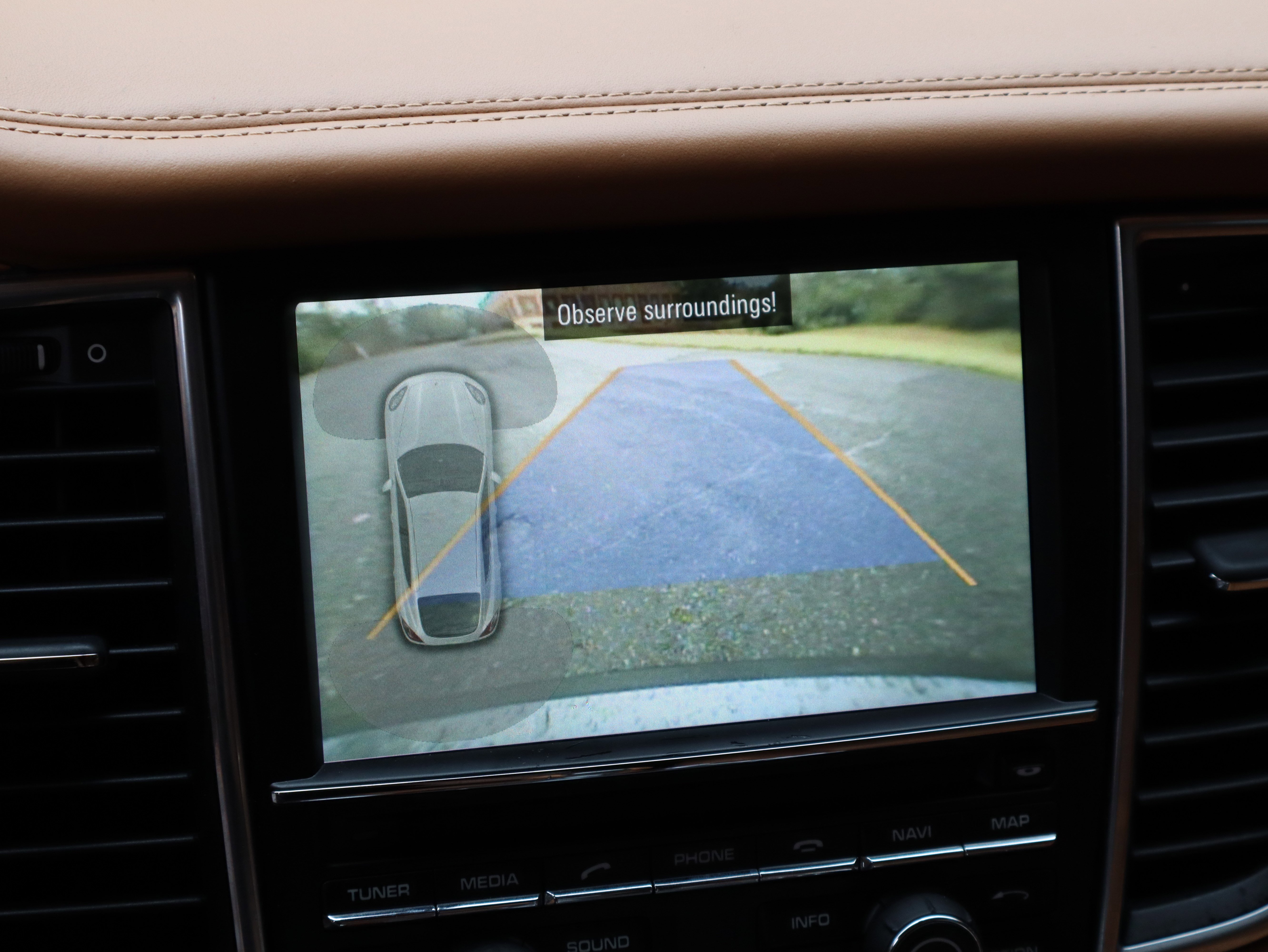 Used 2012 Porsche Panamera Turbo image 33