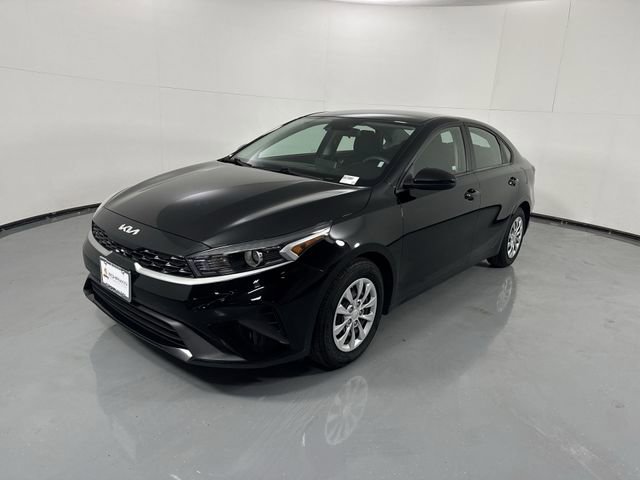 Certified 2023 Kia Forte LX image 2