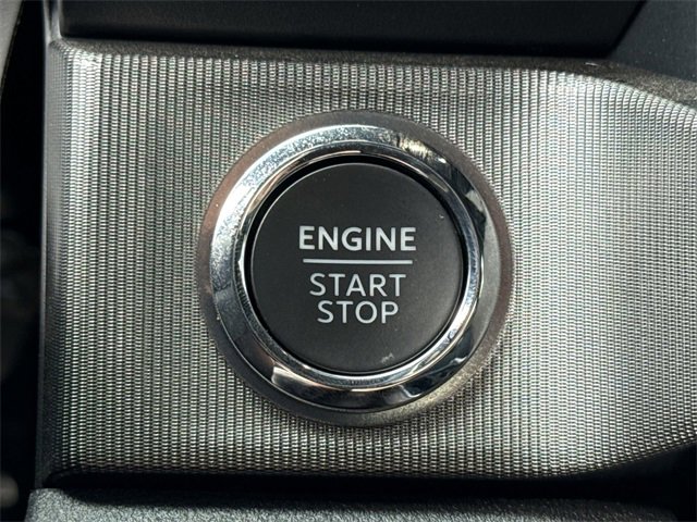 Certified 2024 Ford F350 Platinum w/ FX4 Off-Road Package image 38