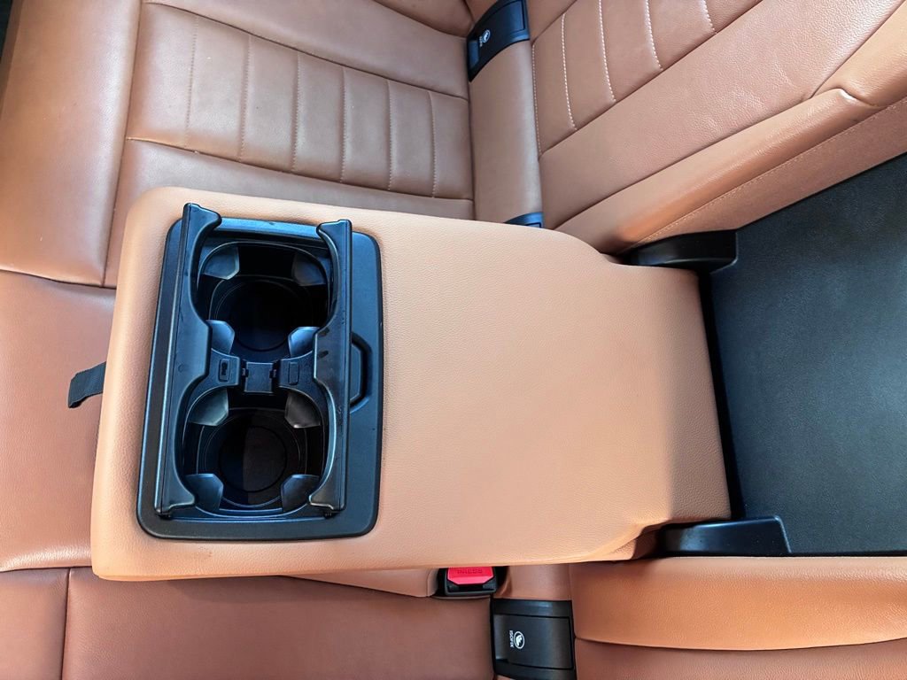 Used 2019 BMW 330i xDrive Sedan w/ Premium Package image 17