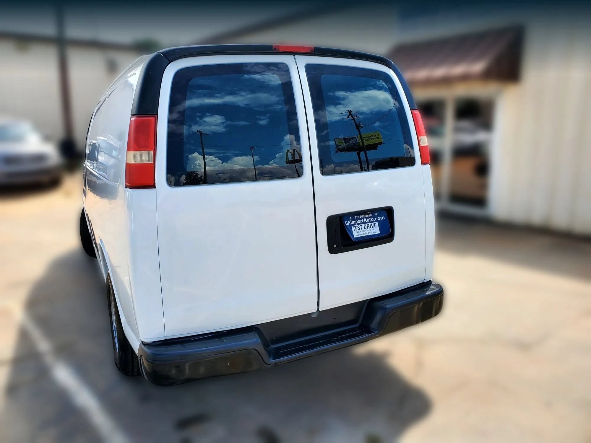Used 2014 Chevrolet Express 1500 RWD image 10