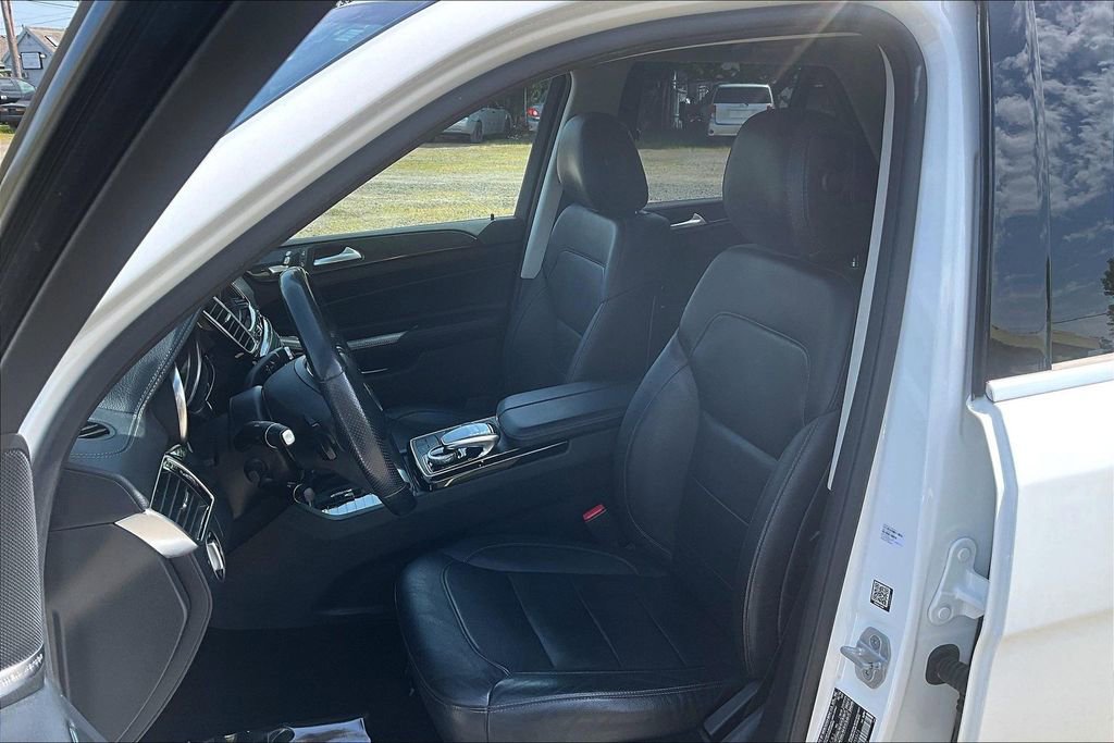 Used 2017 Mercedes-Benz GLE 550e image 9