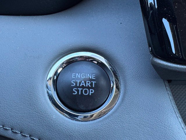Certified 2022 Toyota Highlander XLE AWD/4WD image 32