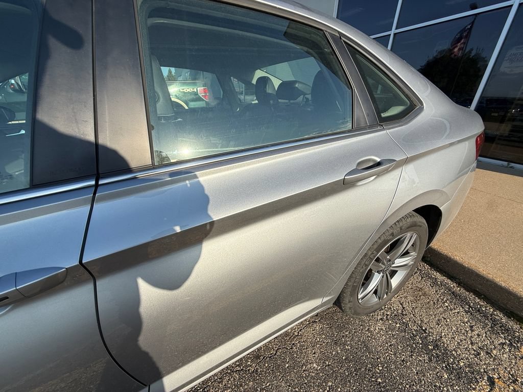Used 2024 Volkswagen Jetta SE FWD image 35