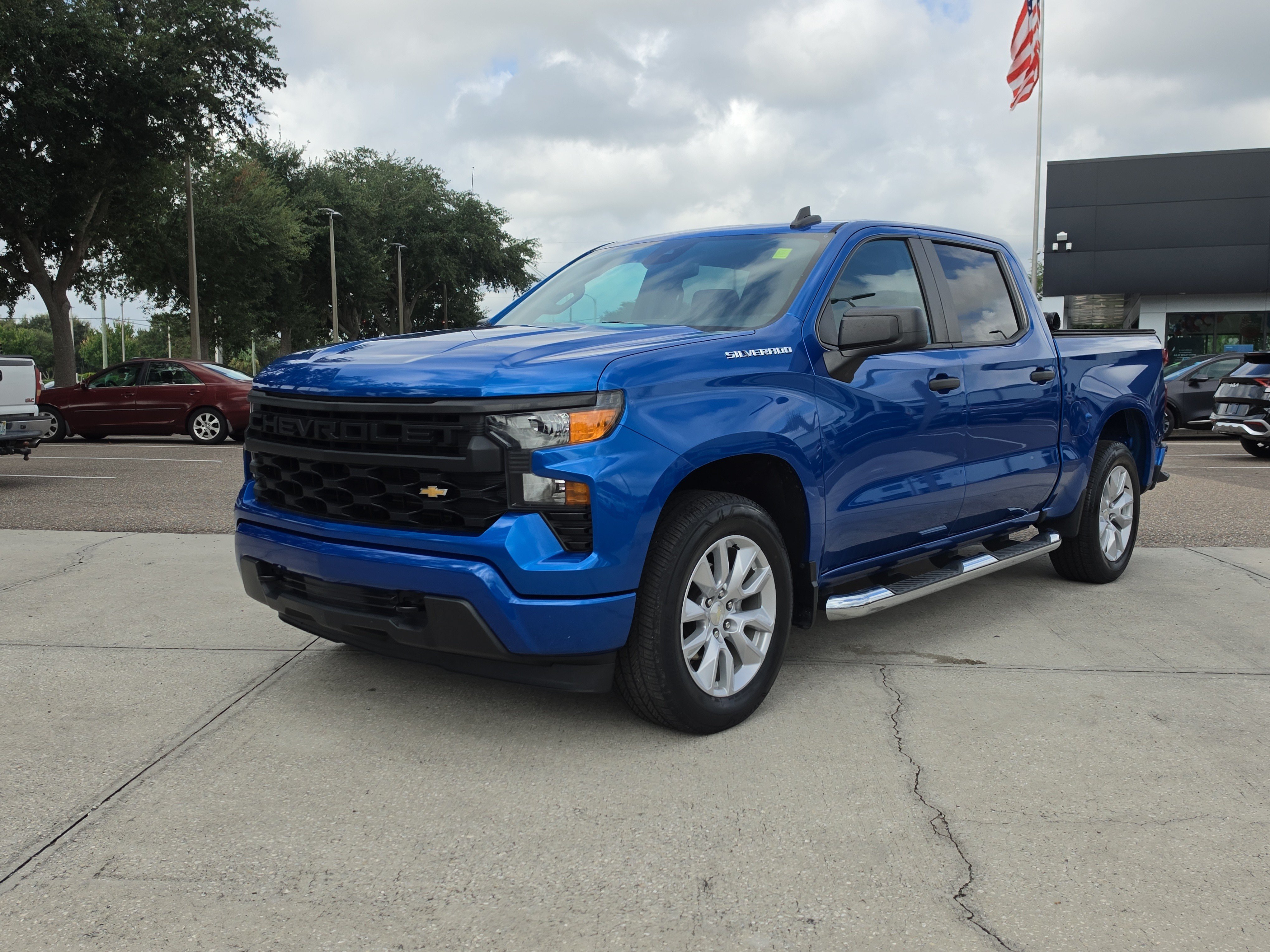 Used 2022 Chevrolet Silverado 1500 Custom RWD image 4