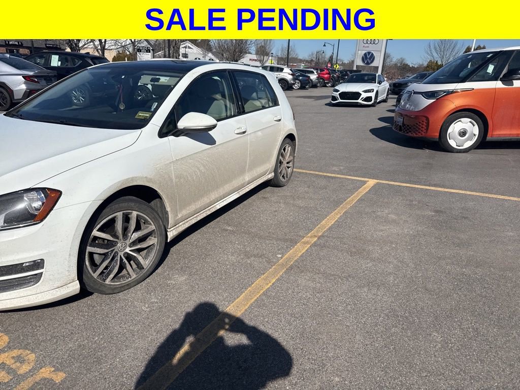 Used 2015 Volkswagen Golf SE image 2