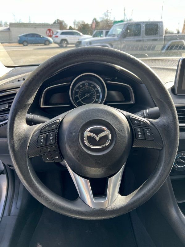 Used 2016 MAZDA MAZDA3 i Sport w/ Preferred Equipment Package image 11