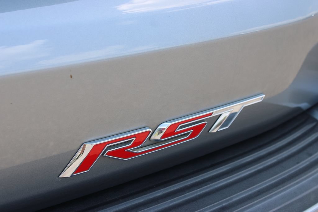 Used 2023 Chevrolet Tahoe RST w/ Luxury Package RWD image 16