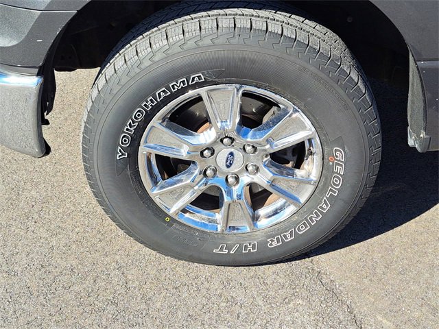 Used 2015 Ford F150 XLT w/ Equipment Group 302A Luxury image 9