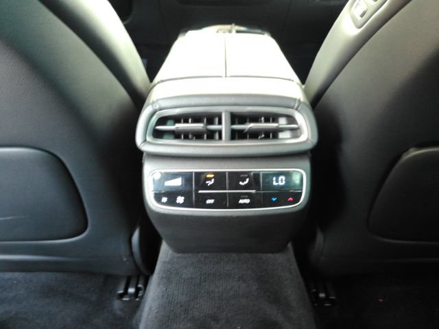 Used 2022 Genesis G80 2.5T w/ Prestige Package RWD image 32