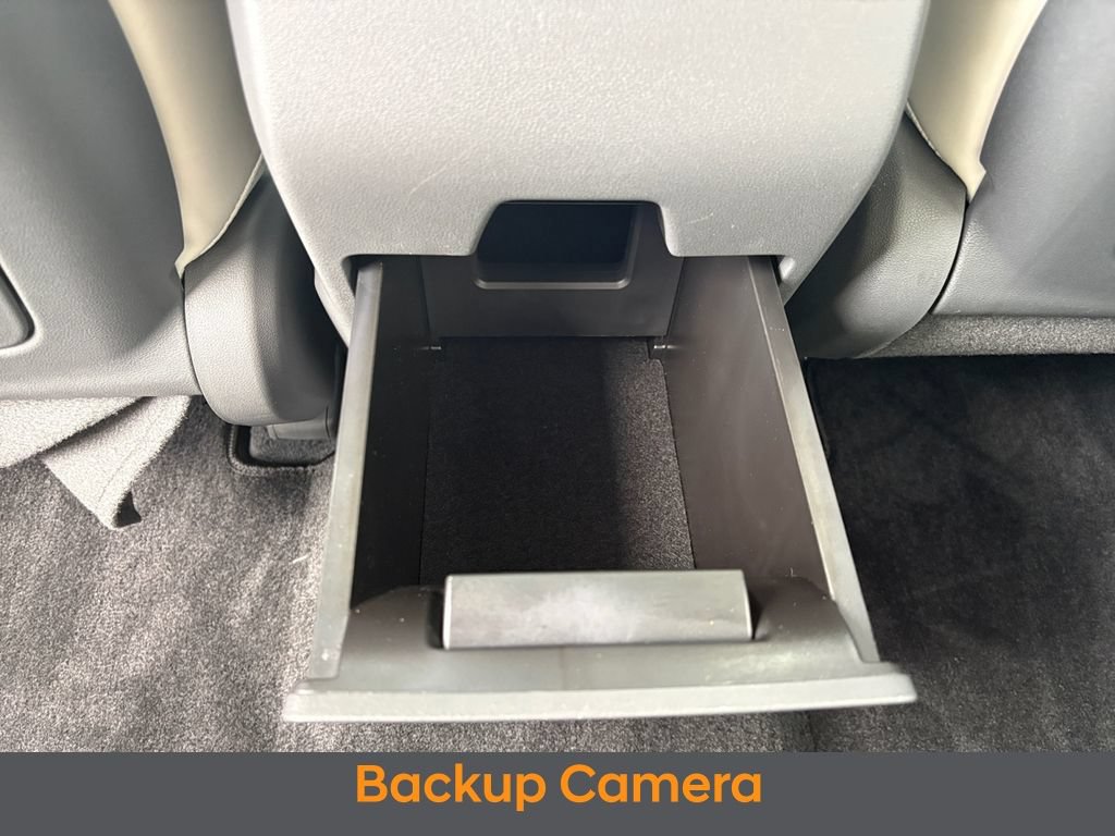 Certified 2025 Hyundai Santa Fe SEL FWD image 5