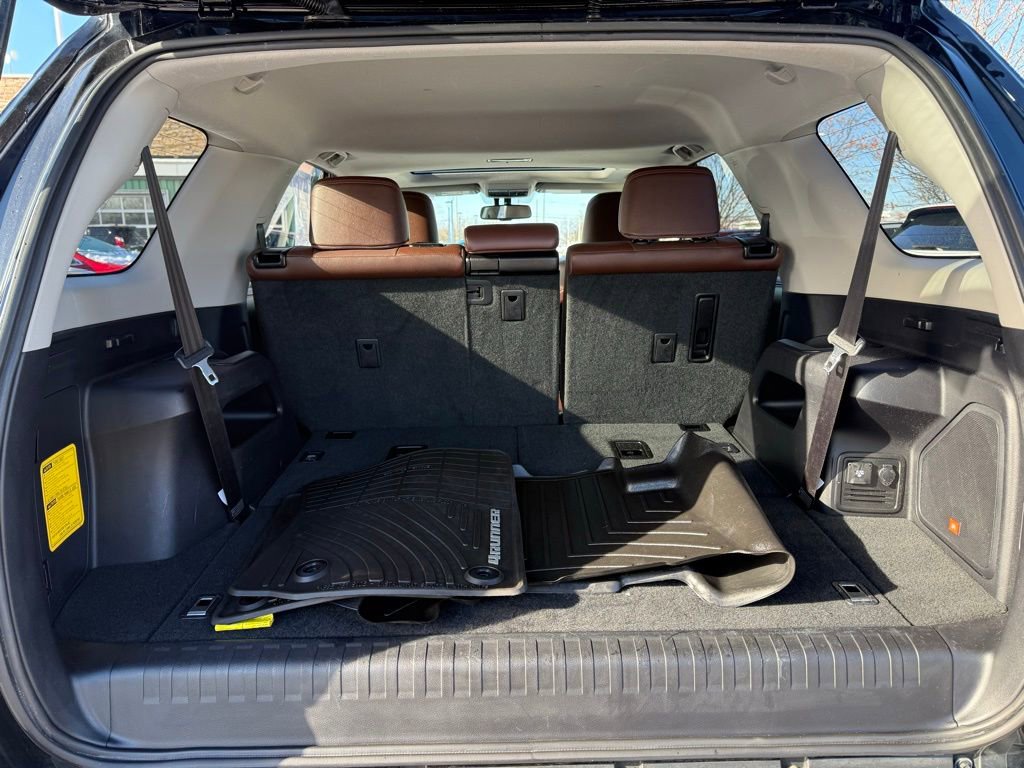 Used 2016 Toyota 4Runner Limited image 17