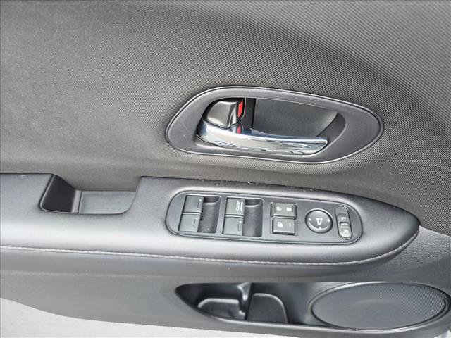 Used 2018 Honda HR-V LX image 26