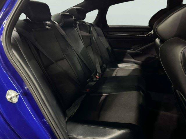 Used 2018 Honda Accord Sport image 43