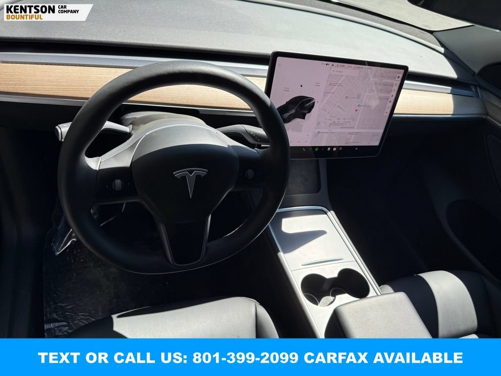 Used 2025 Tesla Model Y Long Range AWD/4WD image 24